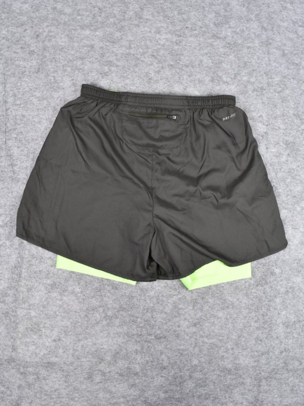 Nike Dri-FIT 2-in-1 Black Green Running Gym Yoga Shorts Womens Medium - Picture 3 of 12
